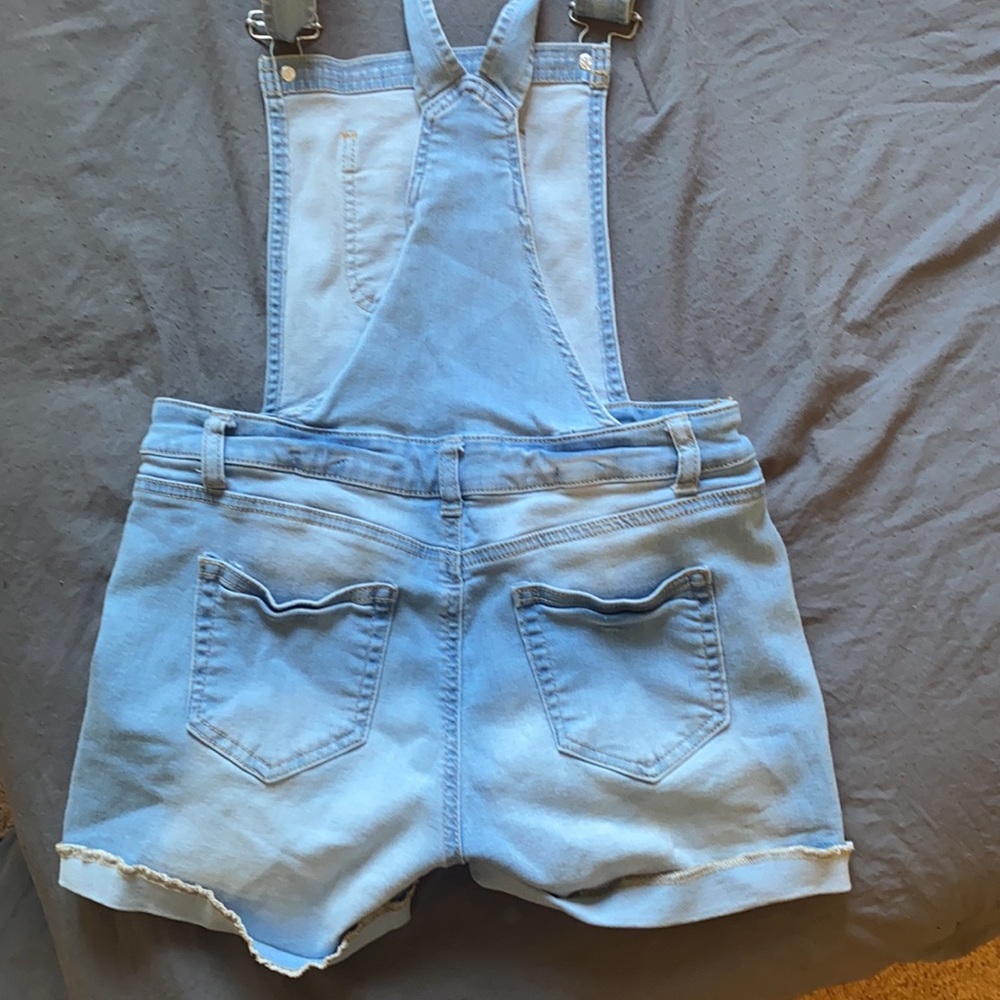 Over all shorts - Picture 2 of 4